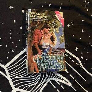 Destiny Awaits by Suzanne Elizabeth 

#book